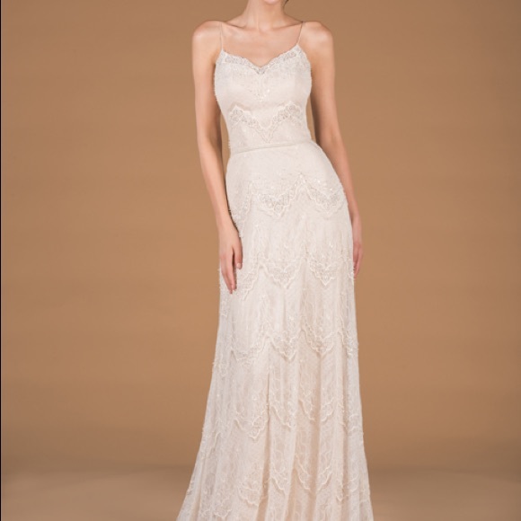 Wedding Dress - Picture 1 of 4